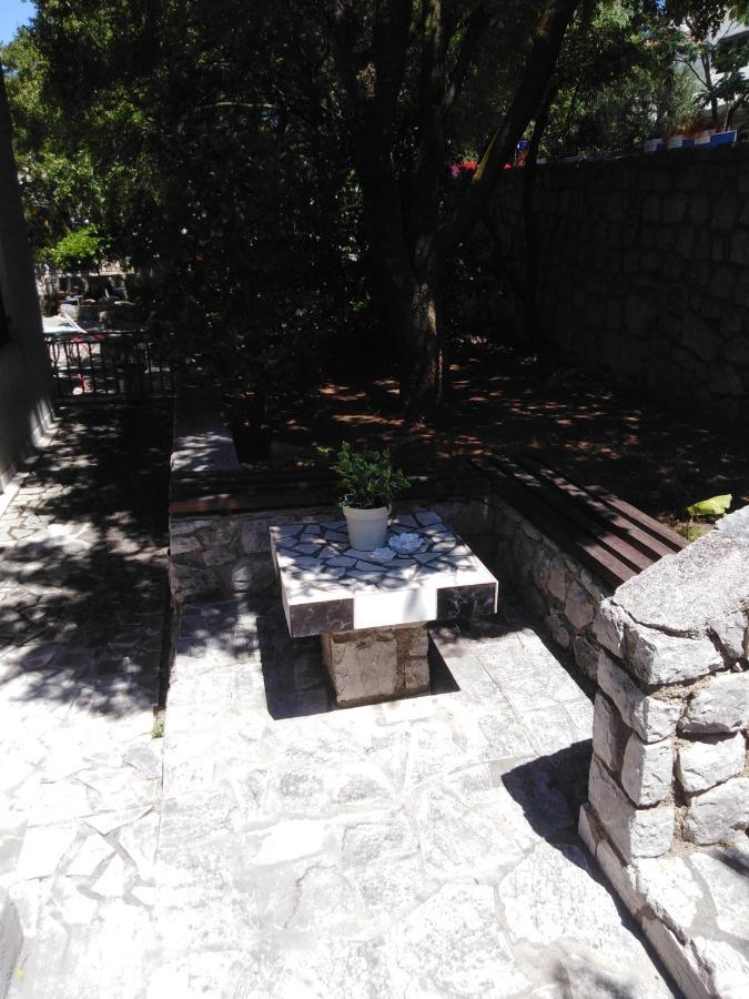 Apartman Mimi Klenovica Exteriér fotografie