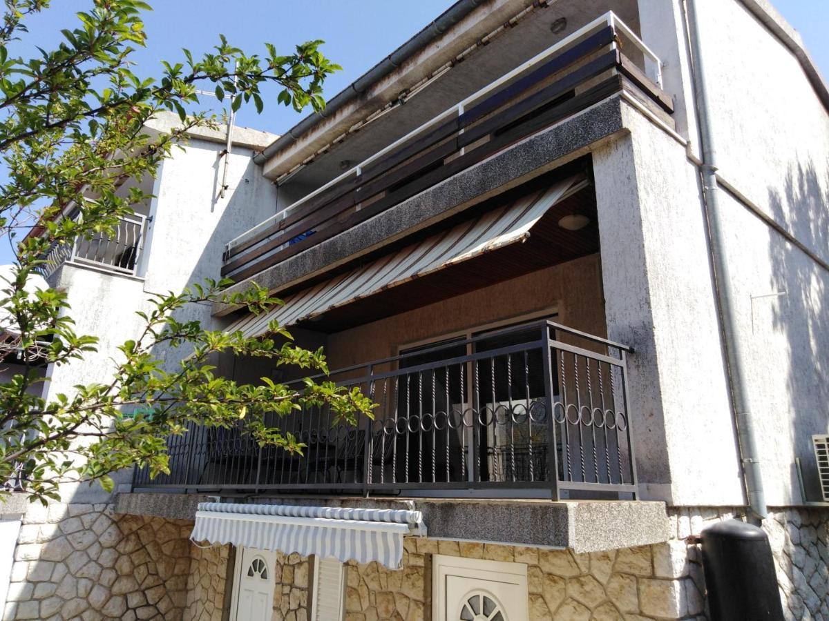 Apartman Mimi Klenovica Exteriér fotografie